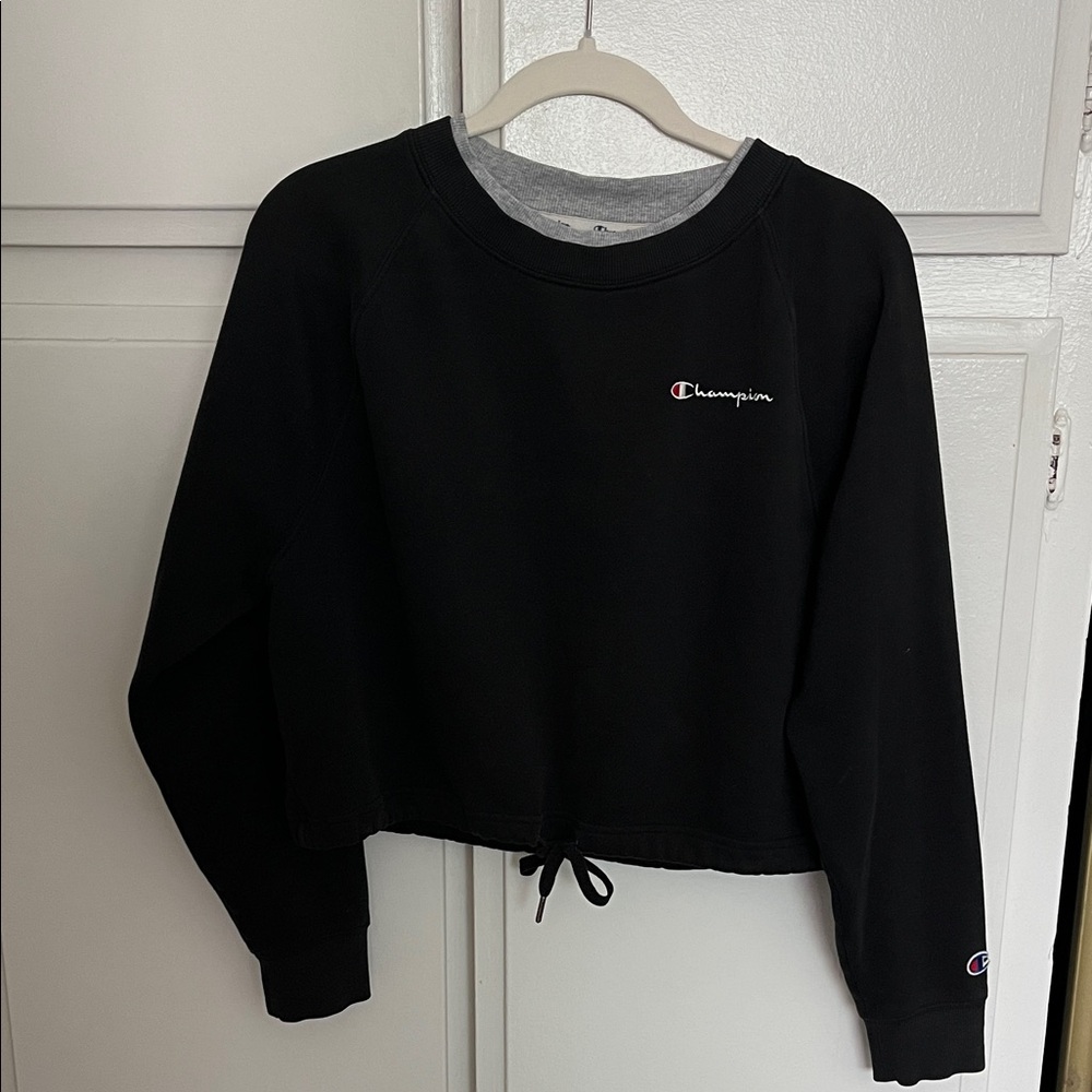 Champion Black Cropped Pullover